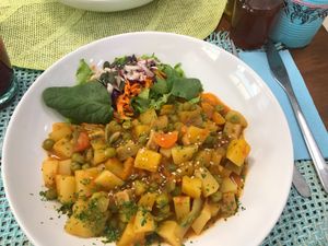 Jardineira de tempeh  at PurEssence in Alvor