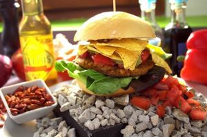 vegan Tex Mex Burger hot hot hot at Marsim Bistrobarante in Mallorca