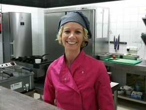 This lovely lady - her name is Simone makes THE BEST BURGERS EVER! at Marsim Bistrobarante in Mallorca