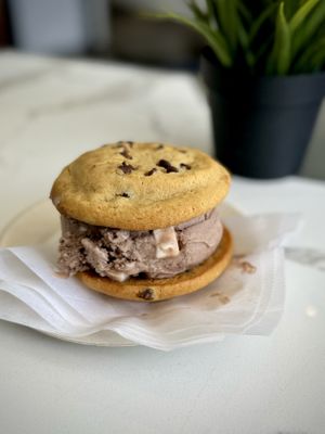 Cookie Sammich  at Hug Life in Garden Grove