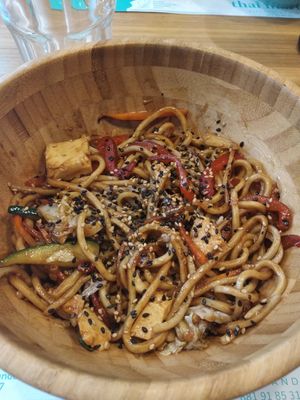 Yakisoba Thai Style con tofu at Thai Market in A Coruna