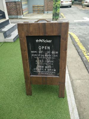 opening hours at The Picker - 더 피커 in Seoul