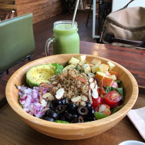 Salad and smoothie at The Picker - 더 피커 in Seoul