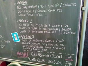 The vegan choices, may 2018 at Joe's Corner in Toulouse