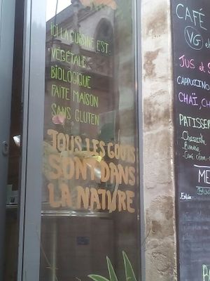 Entrance at Café Vert in Lyon