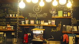 Counter with seating  at Wholey Wonder in Penang