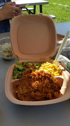Fried Chik'n, Mac n cheese, and mixed veggies. at The Southern V in Nashville
