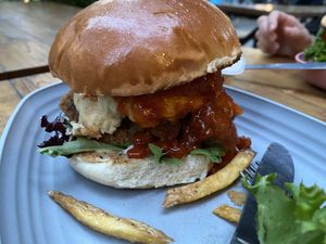 Chi’ken burger classic  at Lia's Kitchen in Berlin