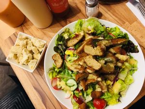 Chicken stripes salad with extra feta at Lia's Kitchen in Berlin