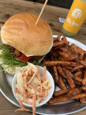 Chicken special and sweet potato fries at Lia's Kitchen in Berlin