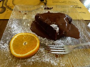chocolate cake at La Mi Mama in Rimini