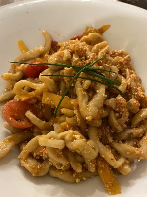 Strozzapreti al ragù di soia con zucca e pomodori confit at La Mi Mama in Rimini
