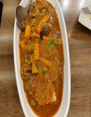 Mango tree: Vegan Panang Curry with Vegetables at Mango Tree - 7th Ave in Metro Manila