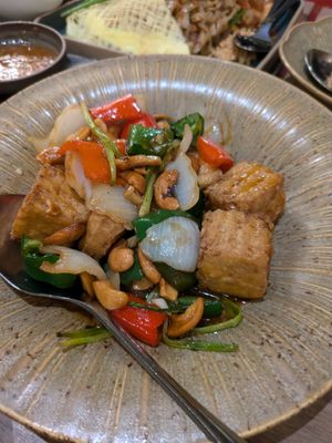  at Mango Tree - 7th Ave in Metro Manila