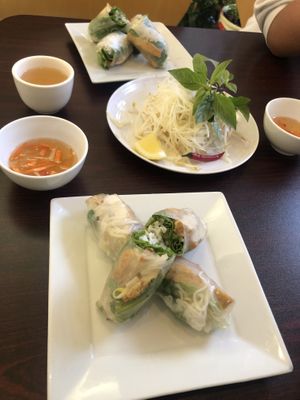 Fresh rolls  at Tinh Tam Trai in Vaughan
