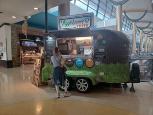  at Veggie Lovers Truck in Almada