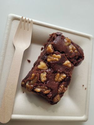 Brownie at Veggie Lovers Truck in Almada