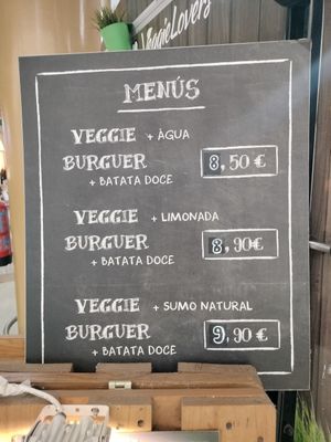  at Veggie Lovers Truck in Almada