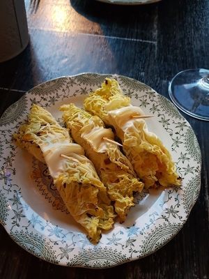 Spring roll wraps with cous cous  at Ossido Vegan Bistrot in Rome