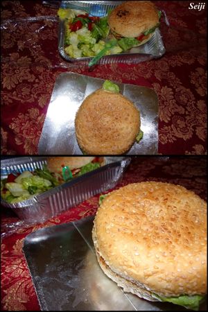 Burgers with salad at Ossido Vegan Bistrot in Rome