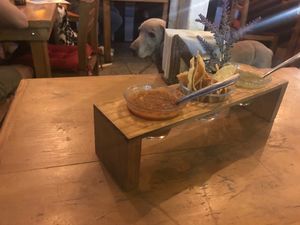 Welcome salsa & nachos (totopos) at La Flaca - Americana in Guadalajara