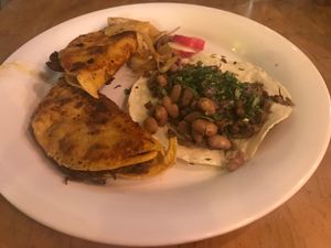 Tacos de Barbacoa & Asada at La Flaca - Americana in Guadalajara