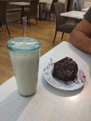 Batido de melón y leche de soja at Alis Caldes in Caldes De Montbui