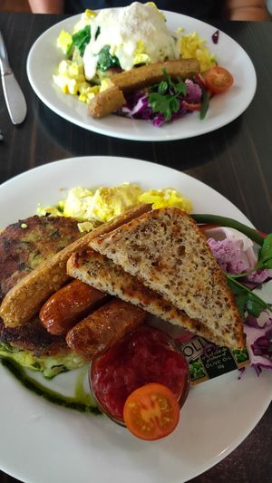 'Eggs' Florentine and Big Breakfast at Powerhouse Cafe in Hanmer Springs