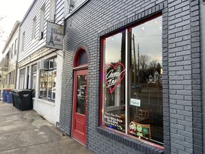 Cherie Inn - Exteriorr  at Cherie Inn in Grand Rapids