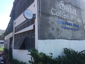 Outside from the side  at Sala in Phan Rang