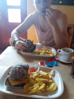 Front; falafel burger
Back; Mr Bean burger at Dromedário in Sagres
