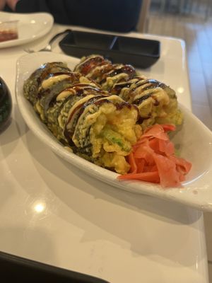 Oceania Roll  at VeGreen in Duluth