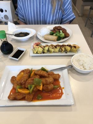 Seaweed tofu soup, sesame chicken w/ broccoli/spring roll, fried California roll (my favorite roll!) and orange chicken at VeGreen in Duluth