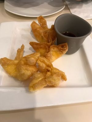 Crab Rangoon  at VeGreen in Duluth