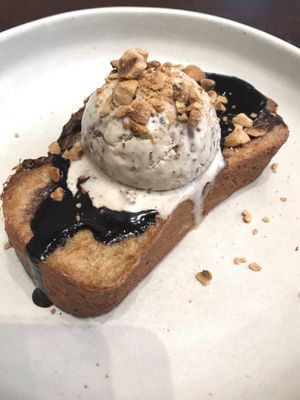 Chocolate babka- now my favourite dessert ever! Indulgent rich chocolatey goodness with a crunch of hazelnut = perfection  #Veganuary at Plants by Deliciously Ella in London