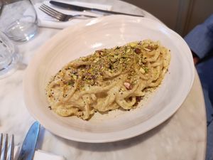 Cacio e pepe at Plants by Deliciously Ella in London