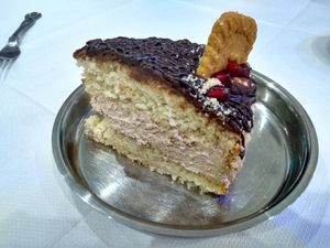 Biscoff and chocolate cake #Veganuary at HealthyWealthy in North London