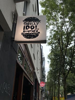   at Grilly Idol in Hamburg