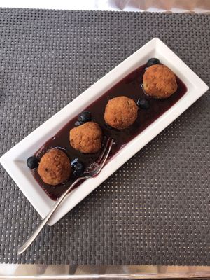 Polpette di miglio at La Tecia Vegana in Venice