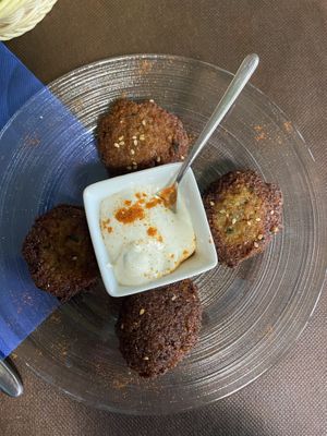 falafel at La Tecia Vegana in Venice