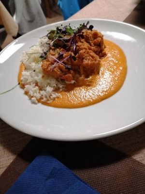 Tempeh Stew with Rice at La Tecia Vegana in Venice