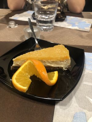 Cheesecake  at La Tecia Vegana in Venice