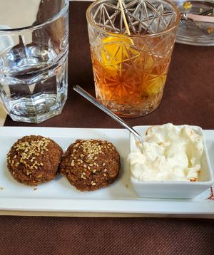 Falafel at La Tecia Vegana in Venice