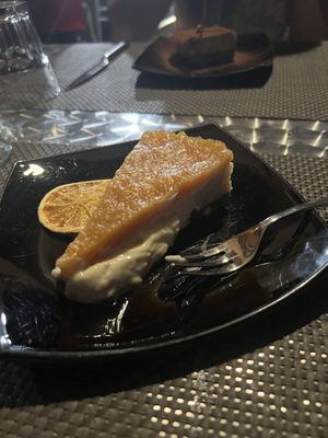 NOT-A-CHEESE-CAKE  at La Tecia Vegana in Venice