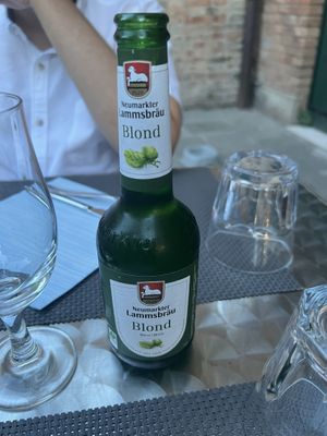 BIO BEER  at La Tecia Vegana in Venice