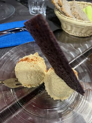 Hummus  at La Tecia Vegana in Venice