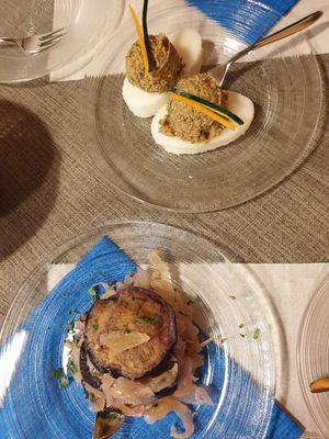 Seaweed Hummus with polenta & melanzane with pickles at La Tecia Vegana in Venice