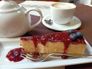 Cheesecake at La Tecia Vegana in Venice