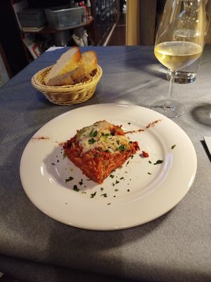 vegan lasagna at La Tecia Vegana in Venice