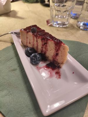 Cheesecake at La Tecia Vegana in Venice